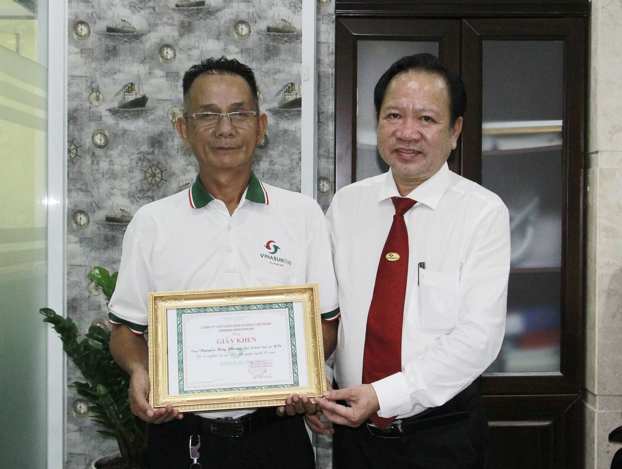 CHUYẾN XE GIÀNH LẠI “THỜI GIAN VÀNG” CỦA BÁC TÀI NGUYỄN HUY PHONG
