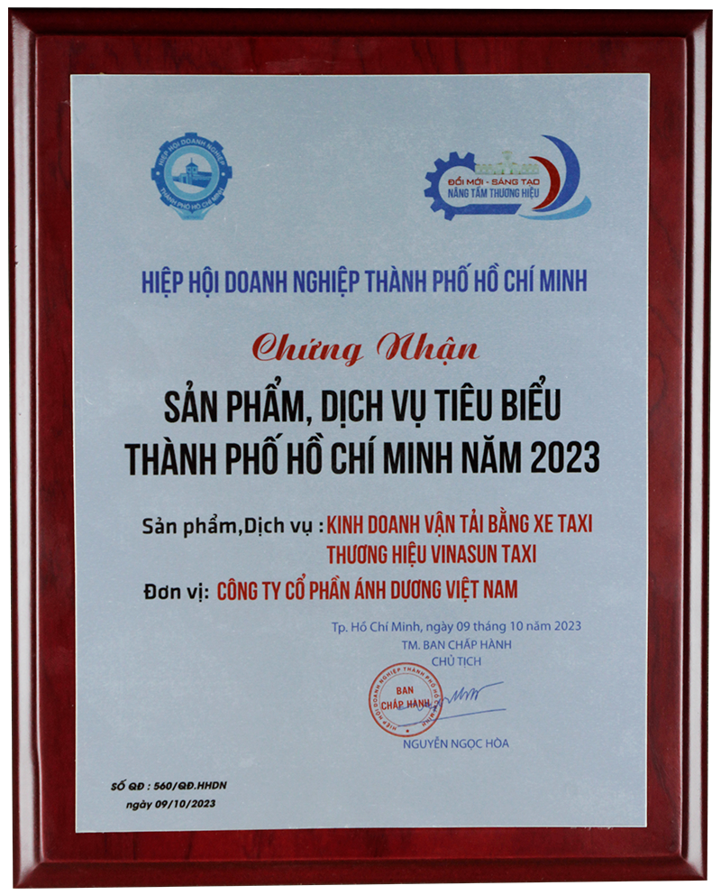 Vinasun Taxi đạt danh hiệu “Sản phẩm, Dịch vụ tiêu biểu TP.HCM 2023”