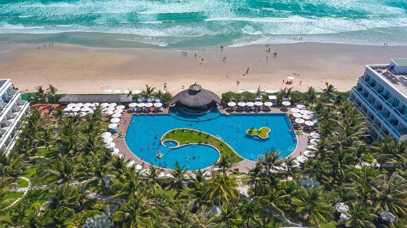 the-sailing-bay-beach-resort